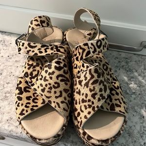 Amuse Society by Matisse cheetah print platform sandals